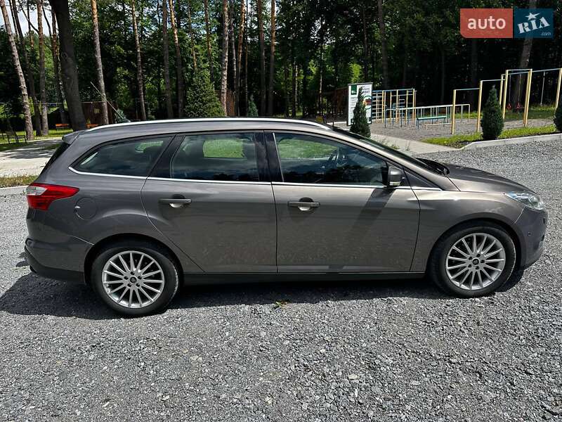 Универсал Ford Focus 2013 в 