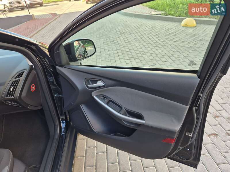 Универсал Ford Focus 2013 в Вараше