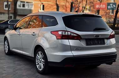Универсал Ford Focus 2012 в 