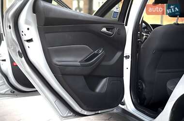 Универсал Ford Focus 2012 в 