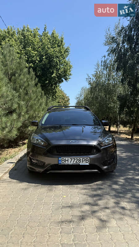Седан Ford Focus 2015 в Одессе фото 3 Седан Ford Focus 2015 в Одессе