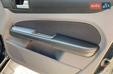 Универсал Ford Focus 2011 в 