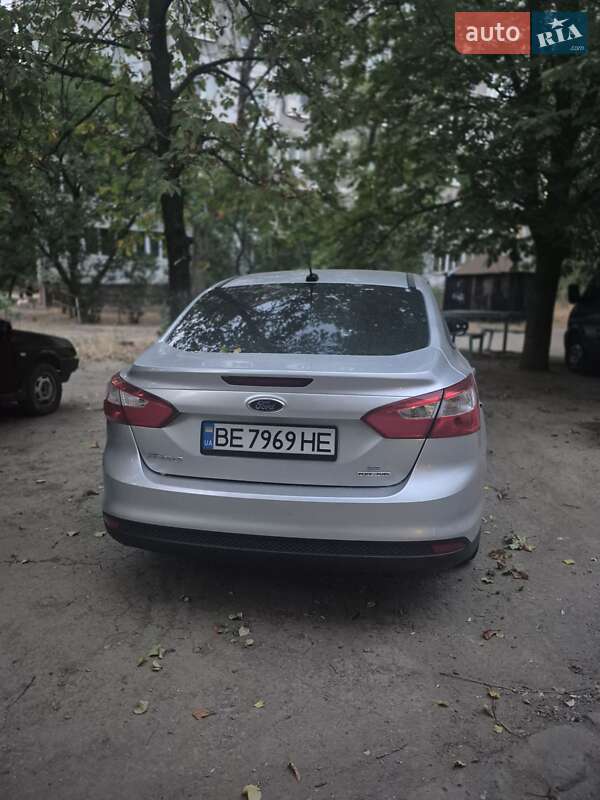 Седан Ford Focus 2014 в Николаеве фото 4 Седан Ford Focus 2014 в Николаеве