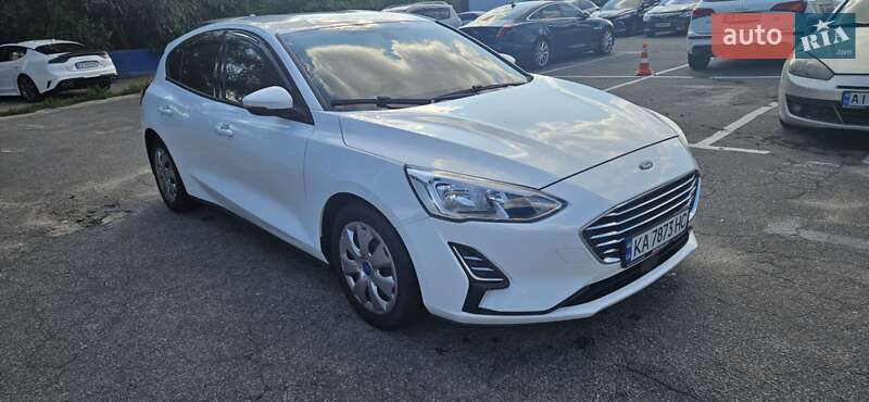 Хэтчбек Ford Focus 2019 в Софиевской Борщаговке