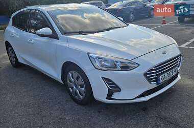 Хэтчбек Ford Focus 2019 в 