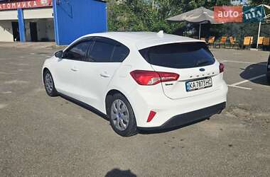 Хэтчбек Ford Focus 2019 в 