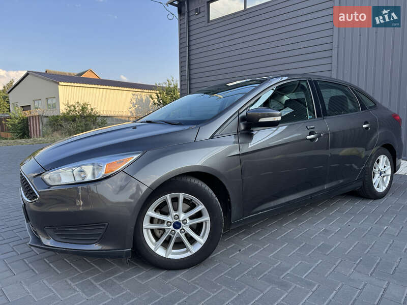 Седан Ford Focus 2015 в Кропивницком