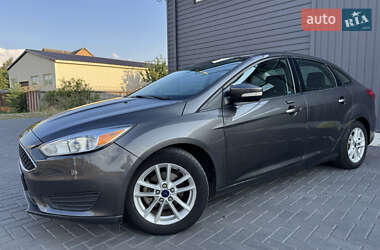 Седан Ford Focus 2015 в 