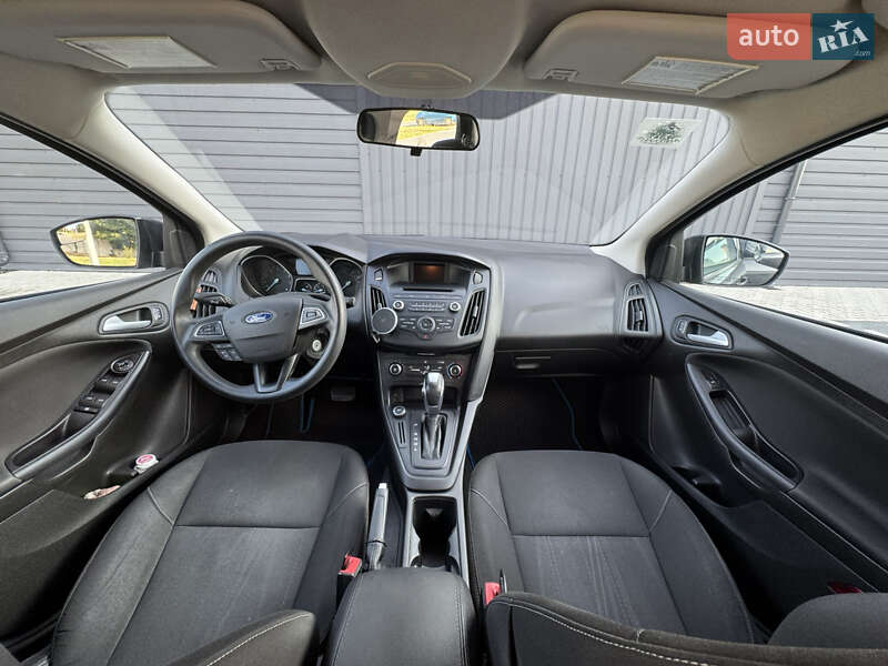 Седан Ford Focus 2015 в Кропивницком