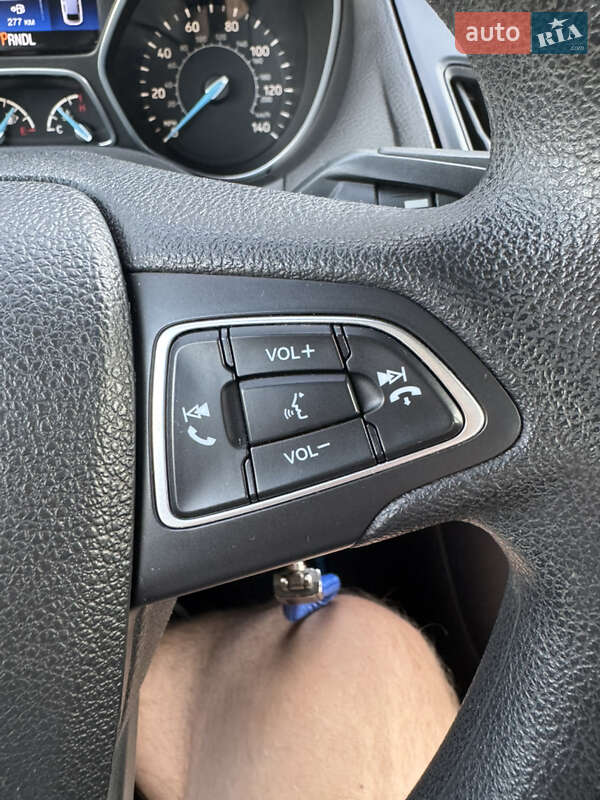 Седан Ford Focus 2015 в Кропивницком