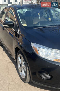 Седан Ford Focus 2012 в 