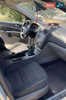 Универсал Ford Focus 2010 в 