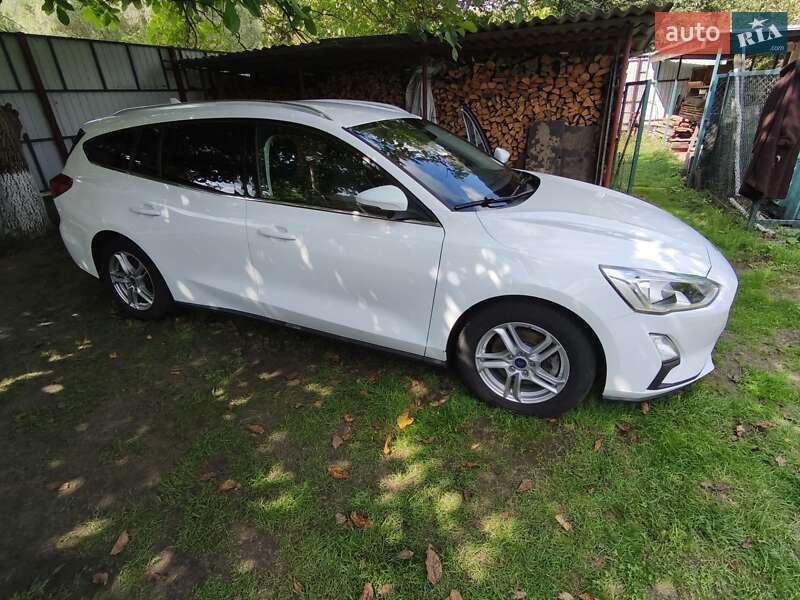 Универсал Ford Focus 2018 в Киеве