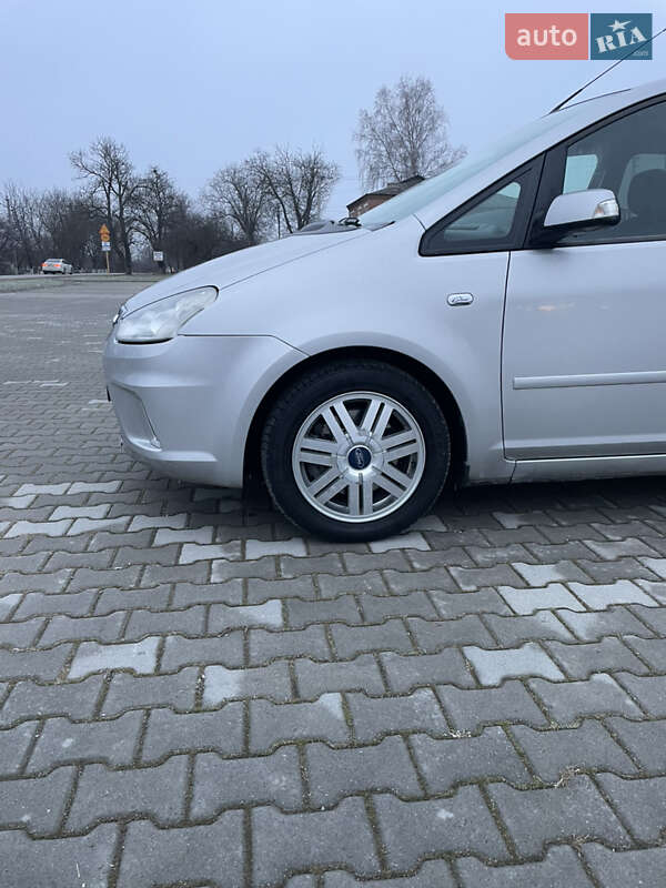 Хэтчбек Ford Focus 2007 в Чемеровцах