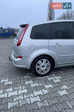 Хэтчбек Ford Focus 2007 в 