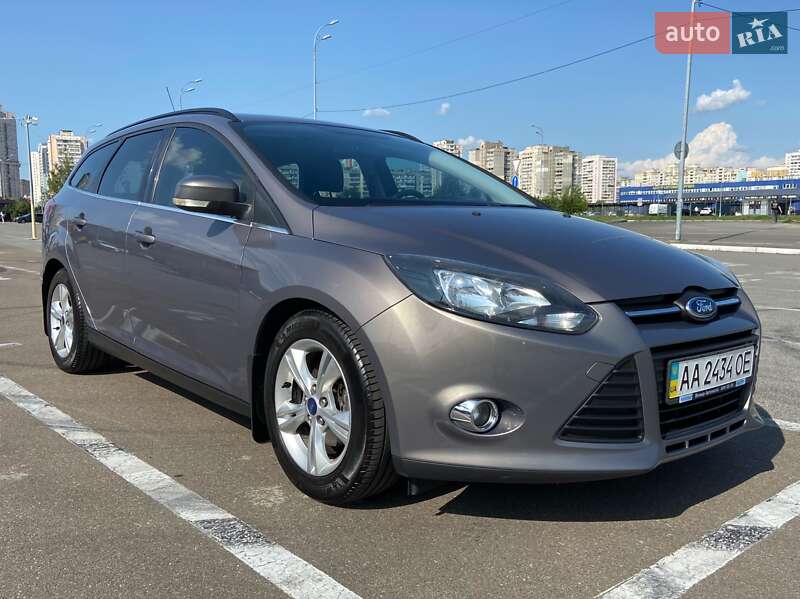 Универсал Ford Focus 2013 в 