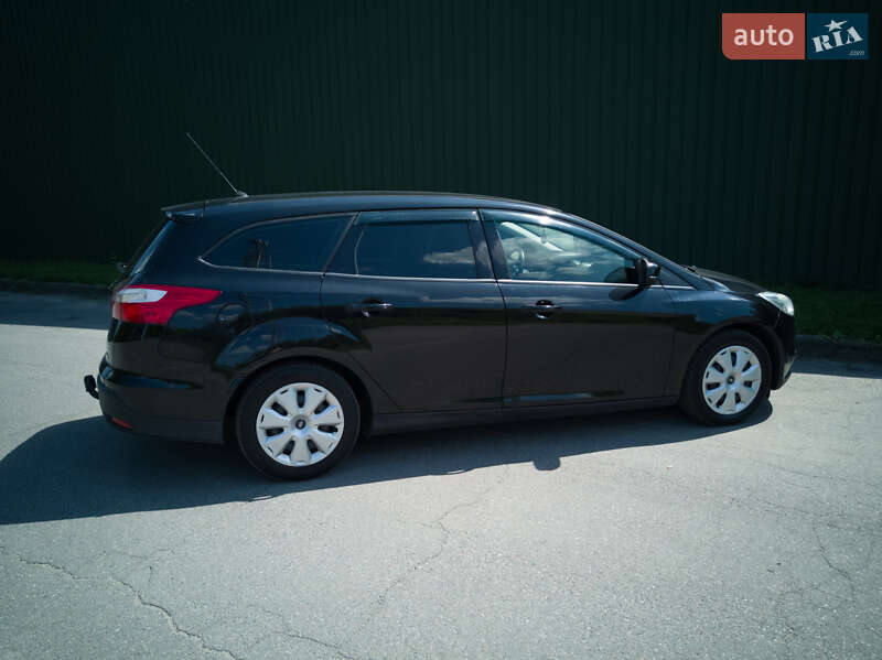 Универсал Ford Focus 2013 в Киеве