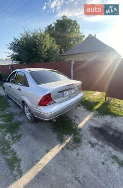 Седан Ford Focus 2000 в 