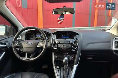 Седан Ford Focus 2016 в 