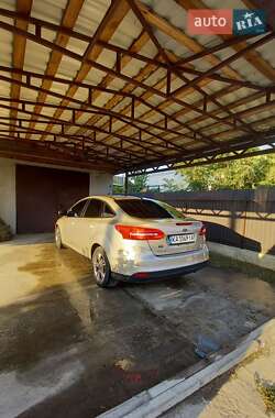 Седан Ford Focus 2017 в 