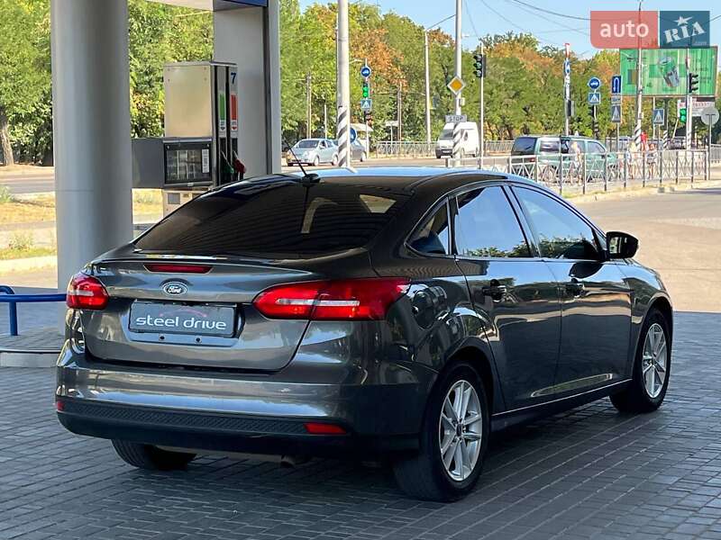 Седан Ford Focus 2016 в Николаеве