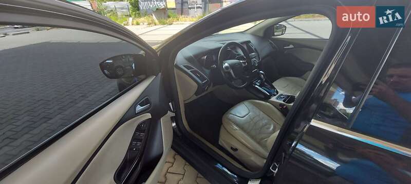 Хэтчбек Ford Focus 2013 в Киеве