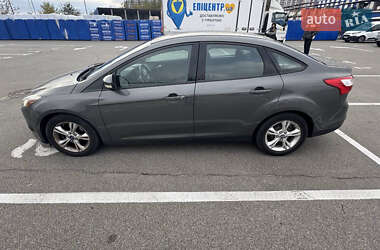 Седан Ford Focus 2013 в 