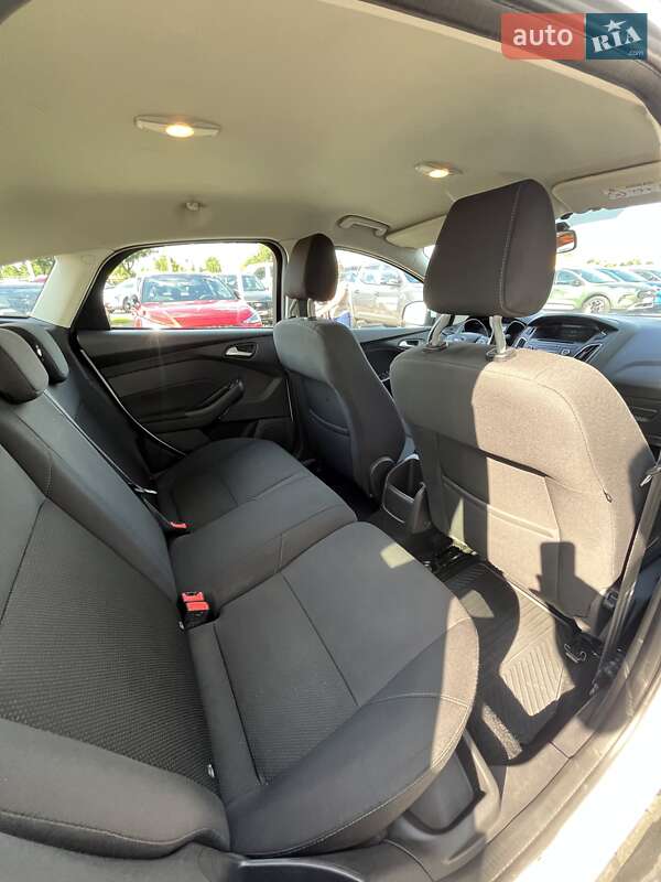 Хэтчбек Ford Focus 2017 в Киеве