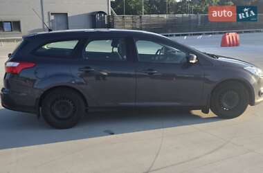 Универсал Ford Focus 2012 в 