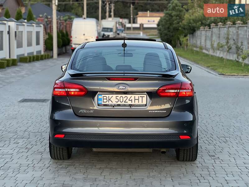Седан Ford Focus 2015 в Ровно