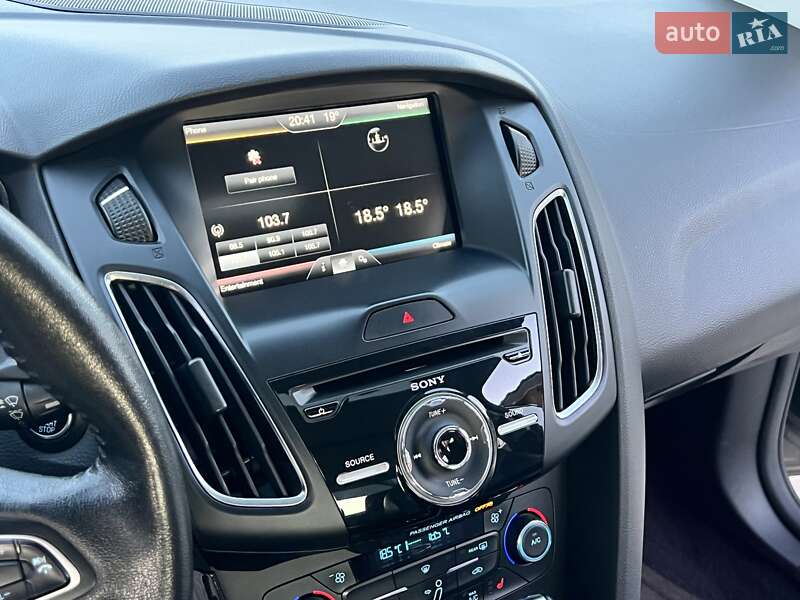 Седан Ford Focus 2015 в Ровно