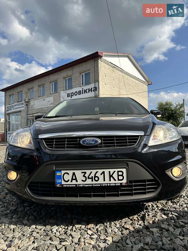 Хэтчбек Ford Focus 2008 в Смеле