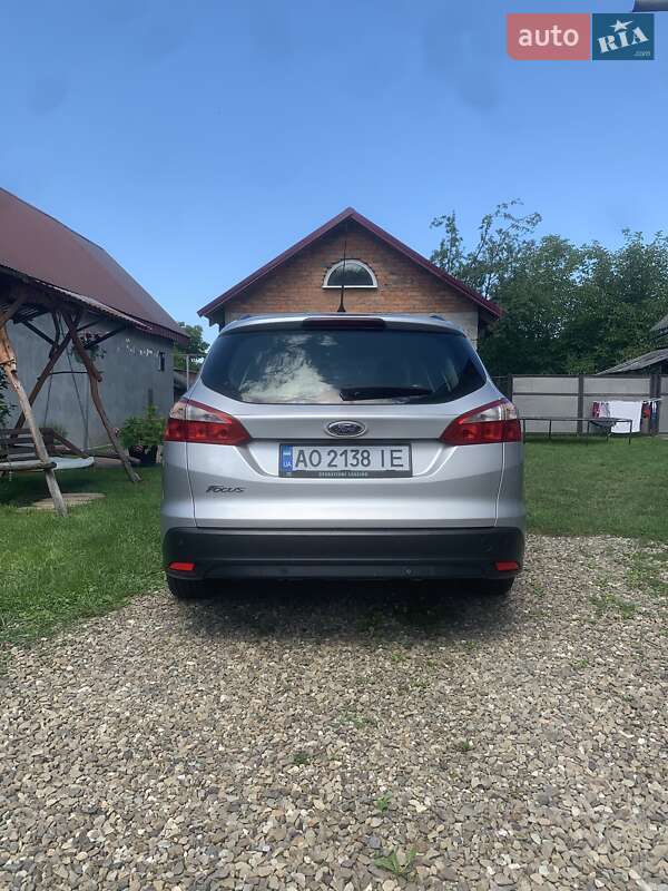 Универсал Ford Focus 2013 в Тячеве