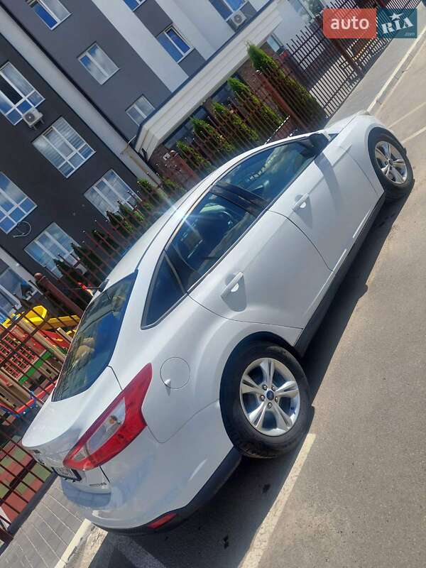 Седан Ford Focus 2013 в Ирпене