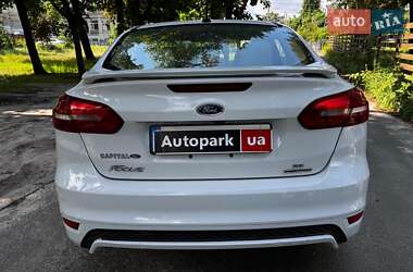 Седан Ford Focus 2016 в 