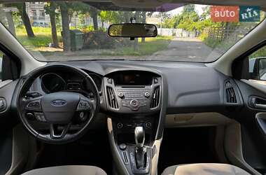 Седан Ford Focus 2016 в 