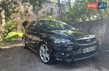 Хэтчбек Ford Focus 2009 в 