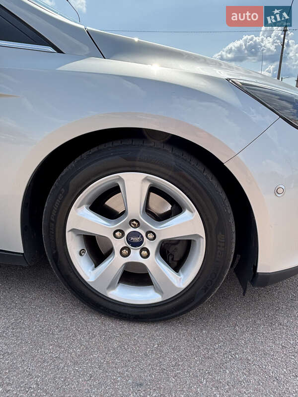 Универсал Ford Focus 2015 в Киеве