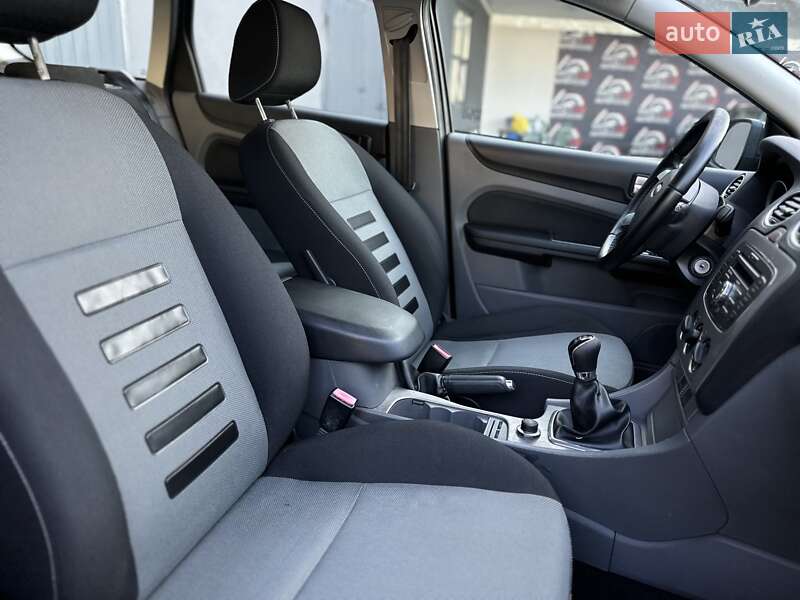 Универсал Ford Focus 2010 в Ивано-Франковске фото 8 Универсал Ford Focus 2010 в Ивано-Франковске