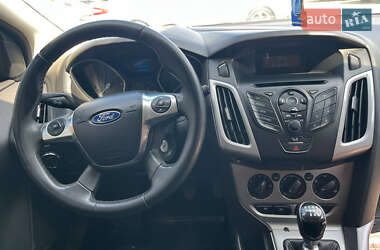 Универсал Ford Focus 2011 в 