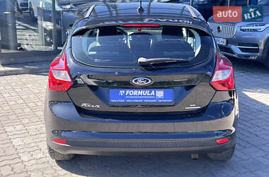 Хэтчбек Ford Focus 2014 в 