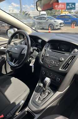 Хэтчбек Ford Focus 2017 в 