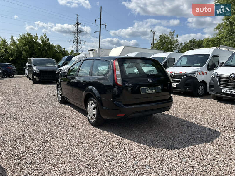 Универсал Ford Focus 2011 в Ровно
