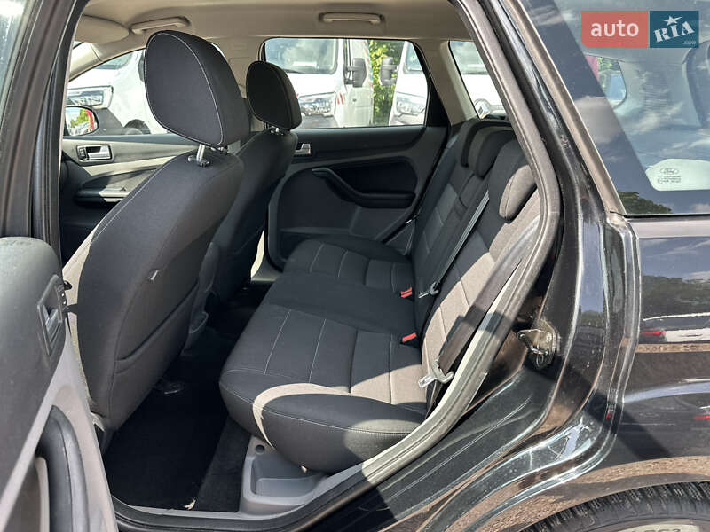 Универсал Ford Focus 2011 в Ровно
