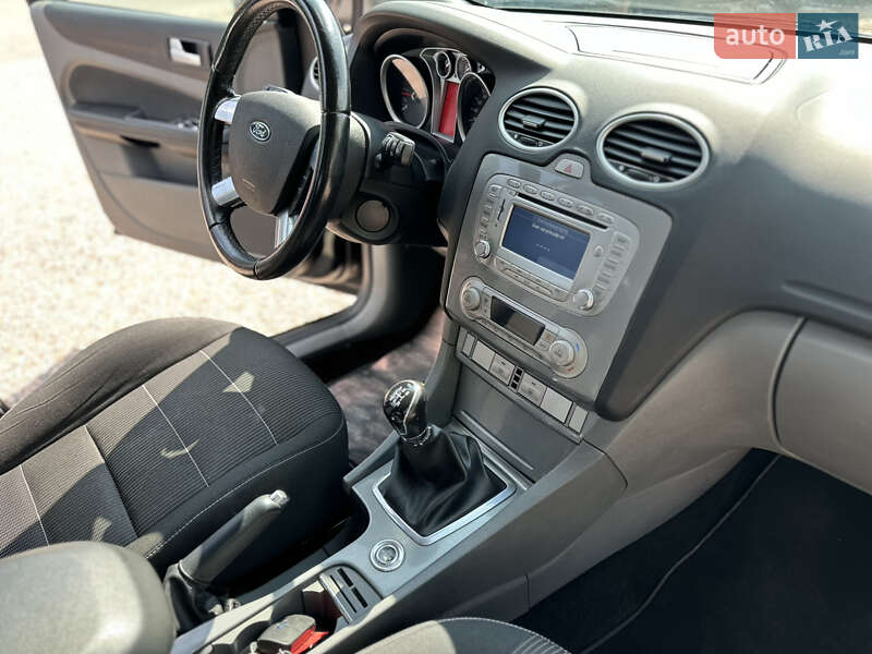 Универсал Ford Focus 2011 в Ровно