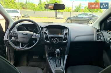 Хэтчбек Ford Focus 2018 в 