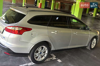 Универсал Ford Focus 2011 в 