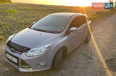 Хэтчбек Ford Focus 2013 в 