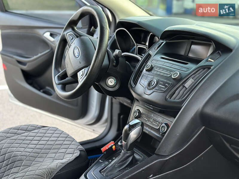 Седан Ford Focus 2016 в Житомире фото 26 Седан Ford Focus 2016 в Житомире