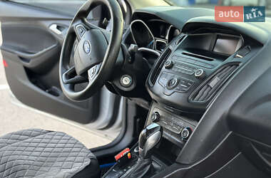Седан Ford Focus 2016 в 